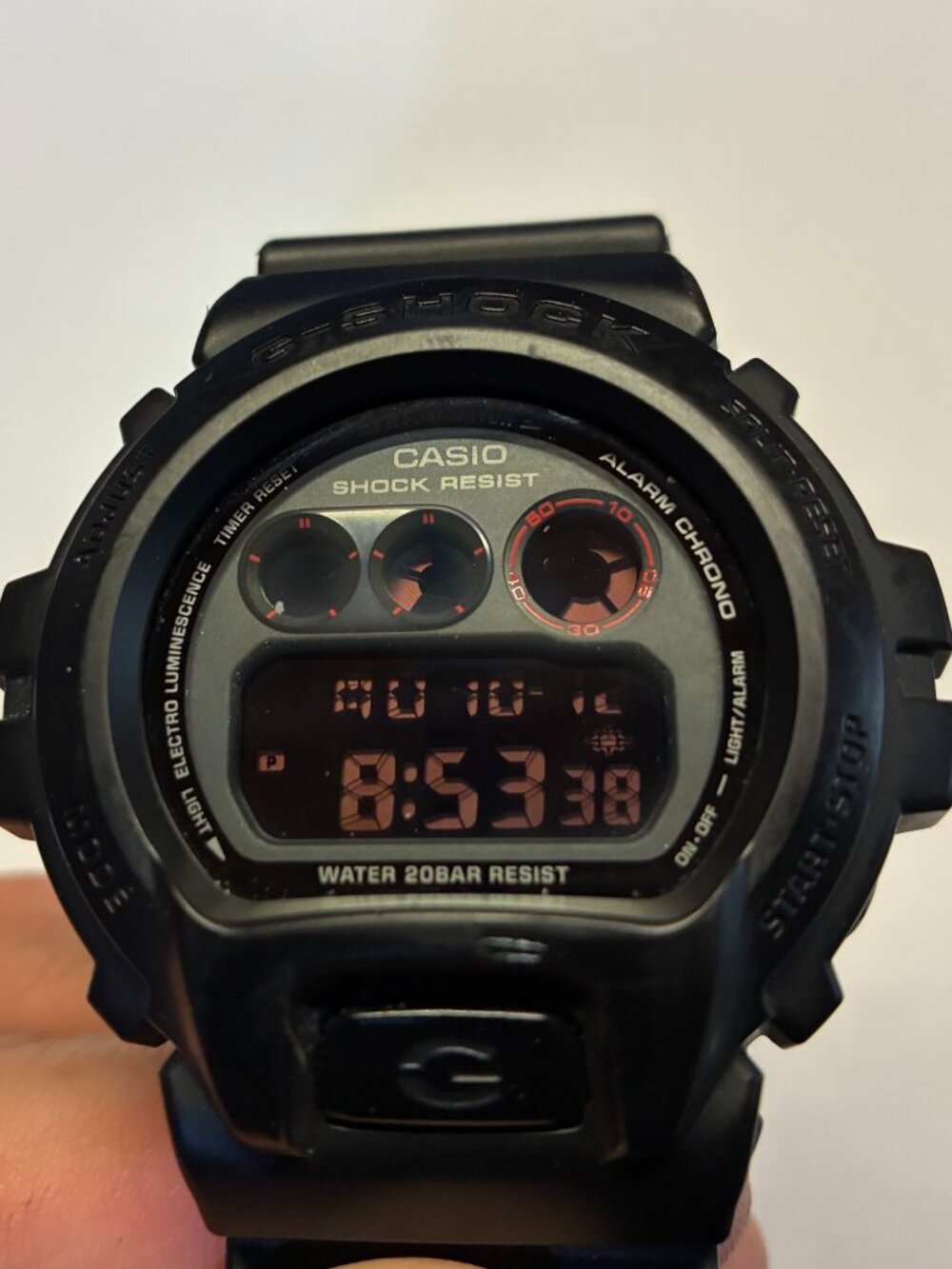 Casio G-Shock DW-6900BB-1 "Black Out"